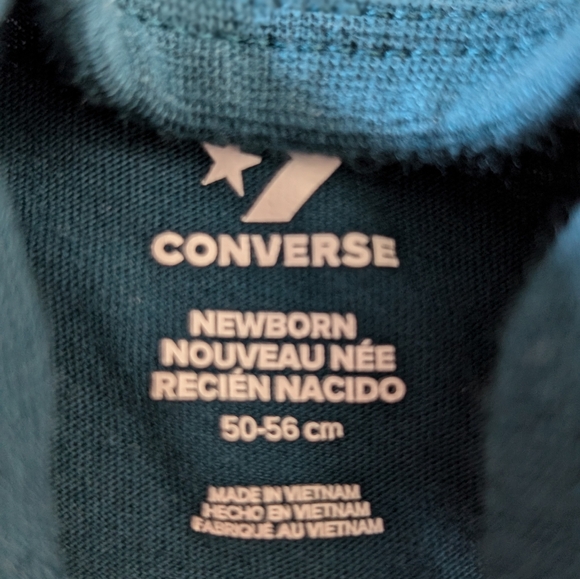 🍼 4 for $10 Converse t-shirt newborn - Picture 2 of 2